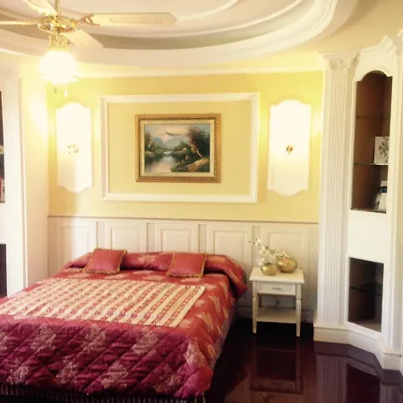 Charming House In With Shared Pool. * Montelabbate