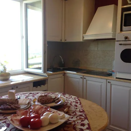 Charming House In With Shared Pool. Lejlighed Montelabbate